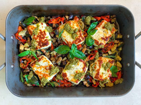 Halloumi Tray Bake With Mediterranean Vegetables - Zena's Kitchen