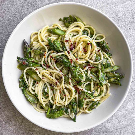Lemony Asparagus Pasta