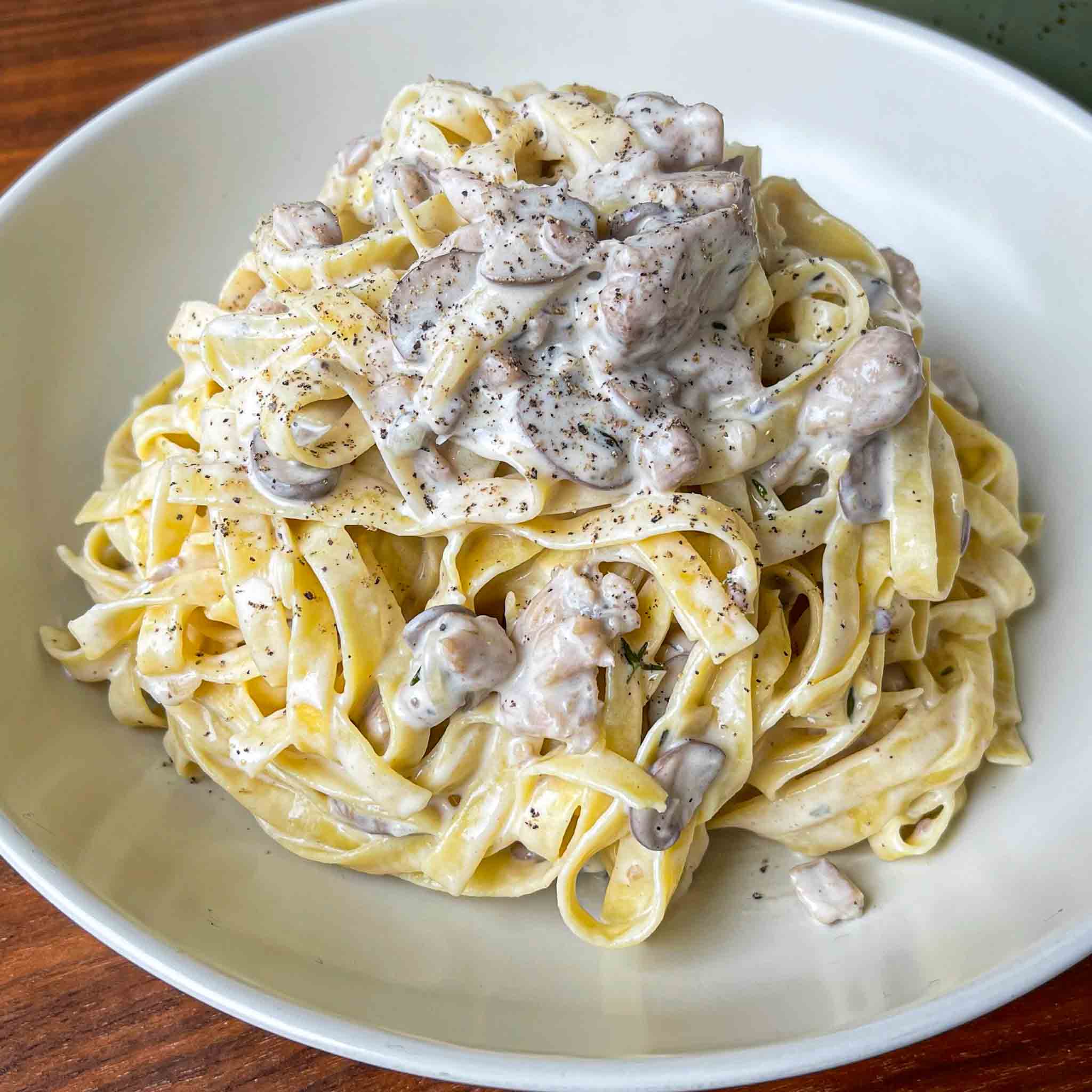 Creamy Chicken and Mushroom Pasta Zena's Kitchen